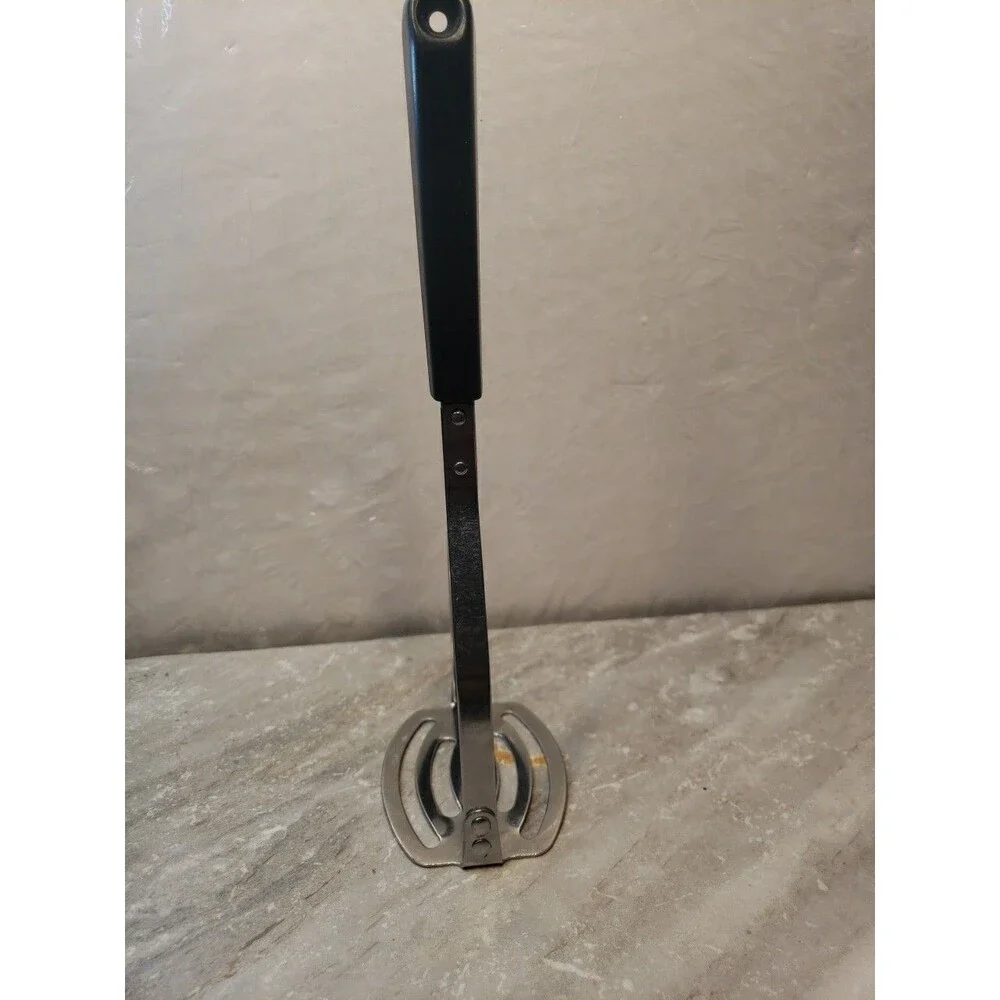 Vtg ACE Stainless Steel Slotted Potato Masher Retro Black Handle Made in USA